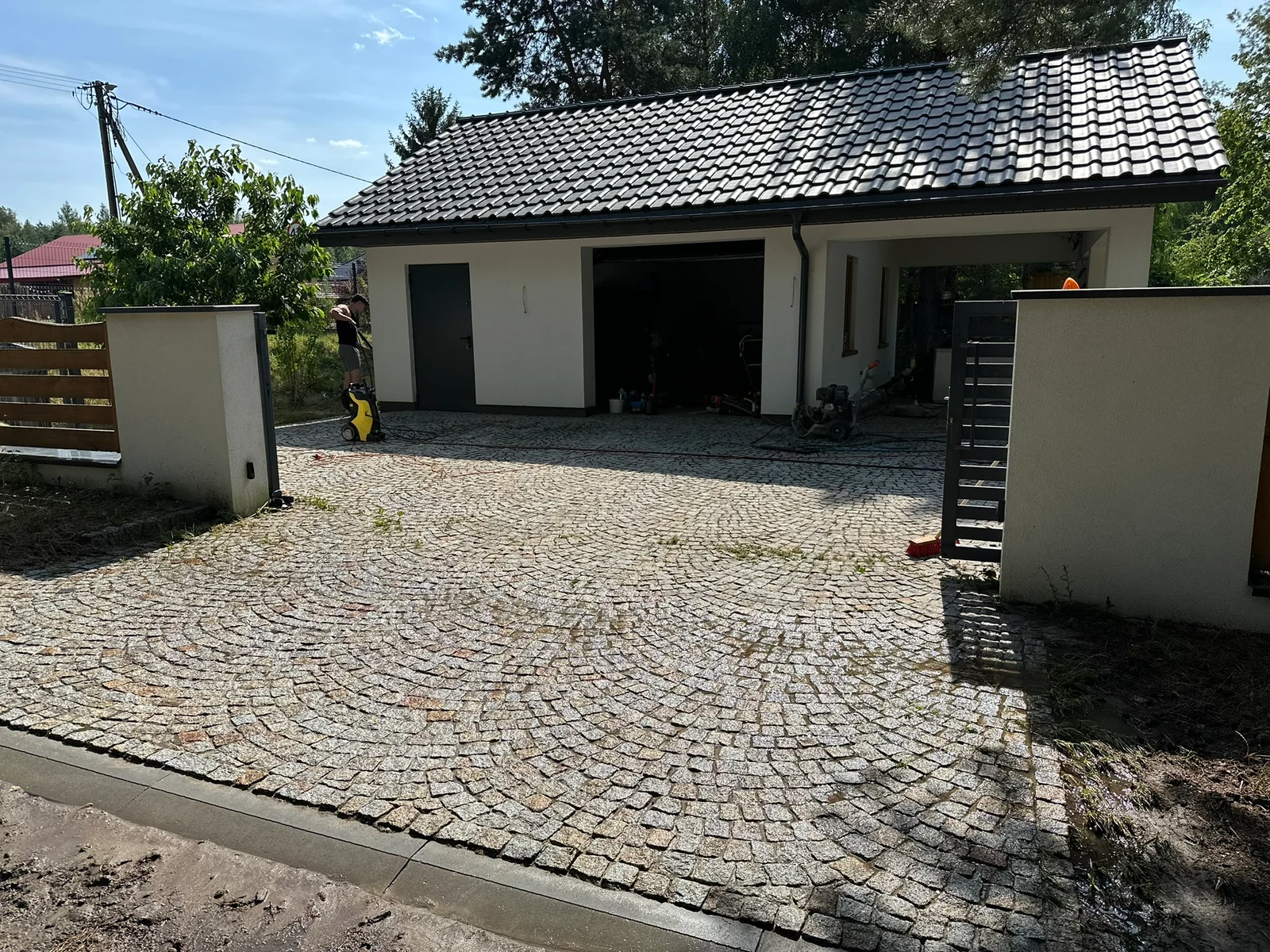 Czyszczenie garaży i parkingów - zdjęcie 2